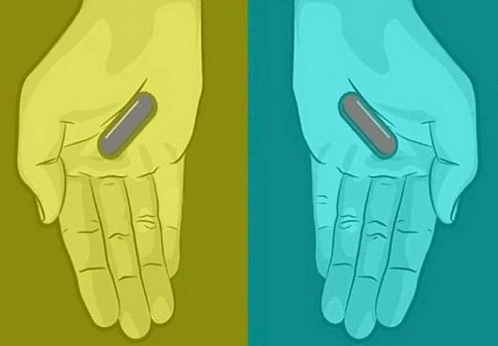 이거 알약 무슨색으로 보임?