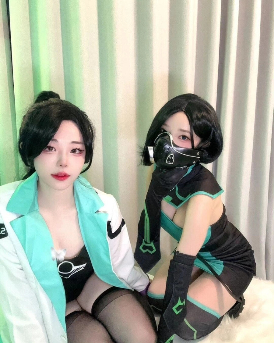 발로란트 캐릭터 코스프레한 QWER 마젠타 & 냥뇽녕냥 묵직한 미드 노출