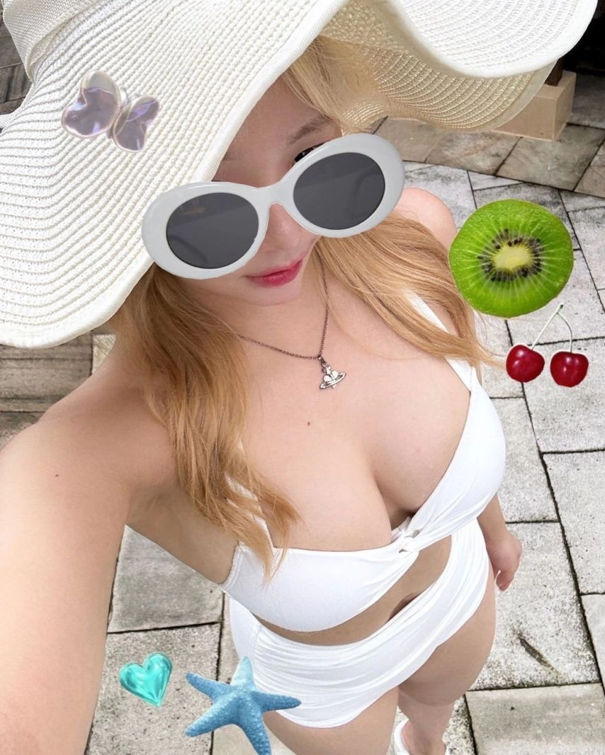 KT WIZ 치어리더 조예린 묵직한 미드 비키니 착샷