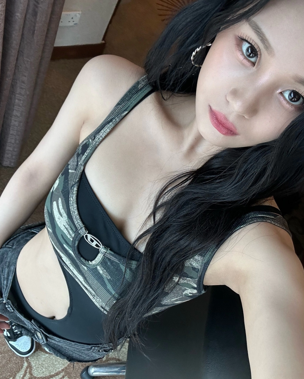 모노키니 수영복 + 초미니 스커트 비비지 엄지 가슴골 야꼽