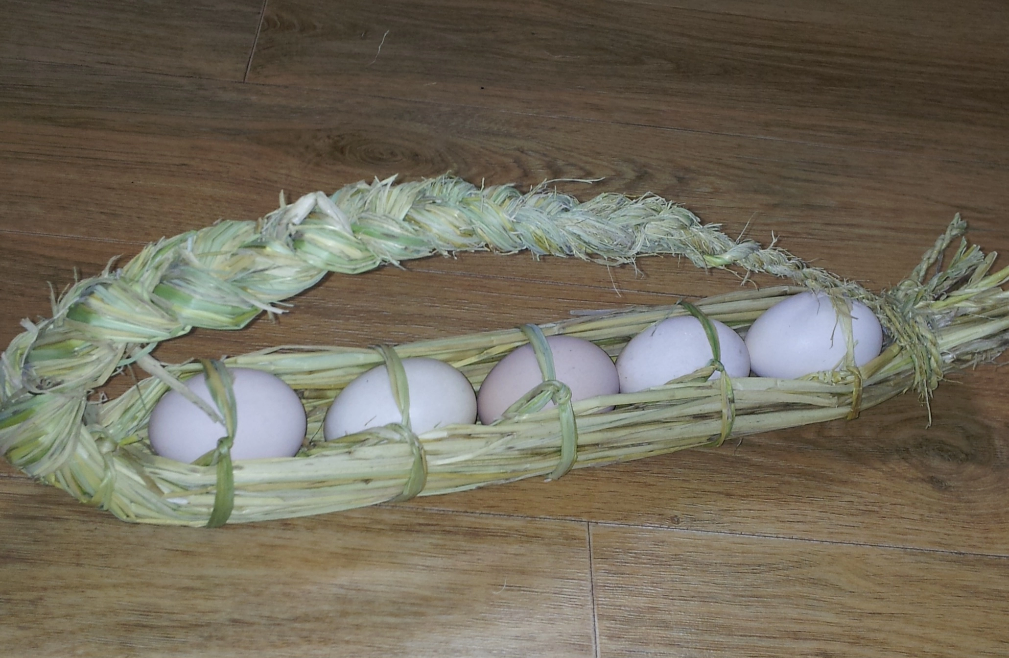 계란이랑 달이 듀엣으로 노래를하면?네글자!!