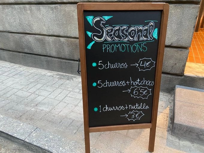 가기 싫어지는 꼴뵈기 시른 요즘 카페 메뉴판