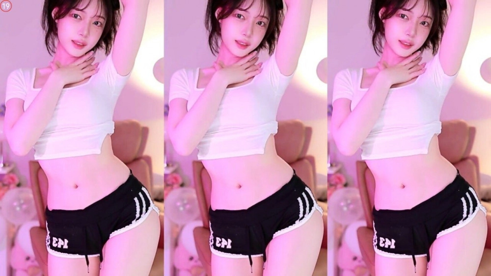 미쳐버린 아프리카TV BJ아윤 돌핀팬츠 엉밑살 허리 근황