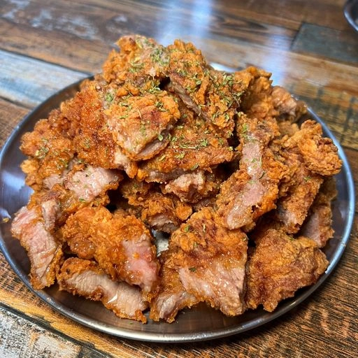 부산에서만 판다는 돼지갈비후라이드