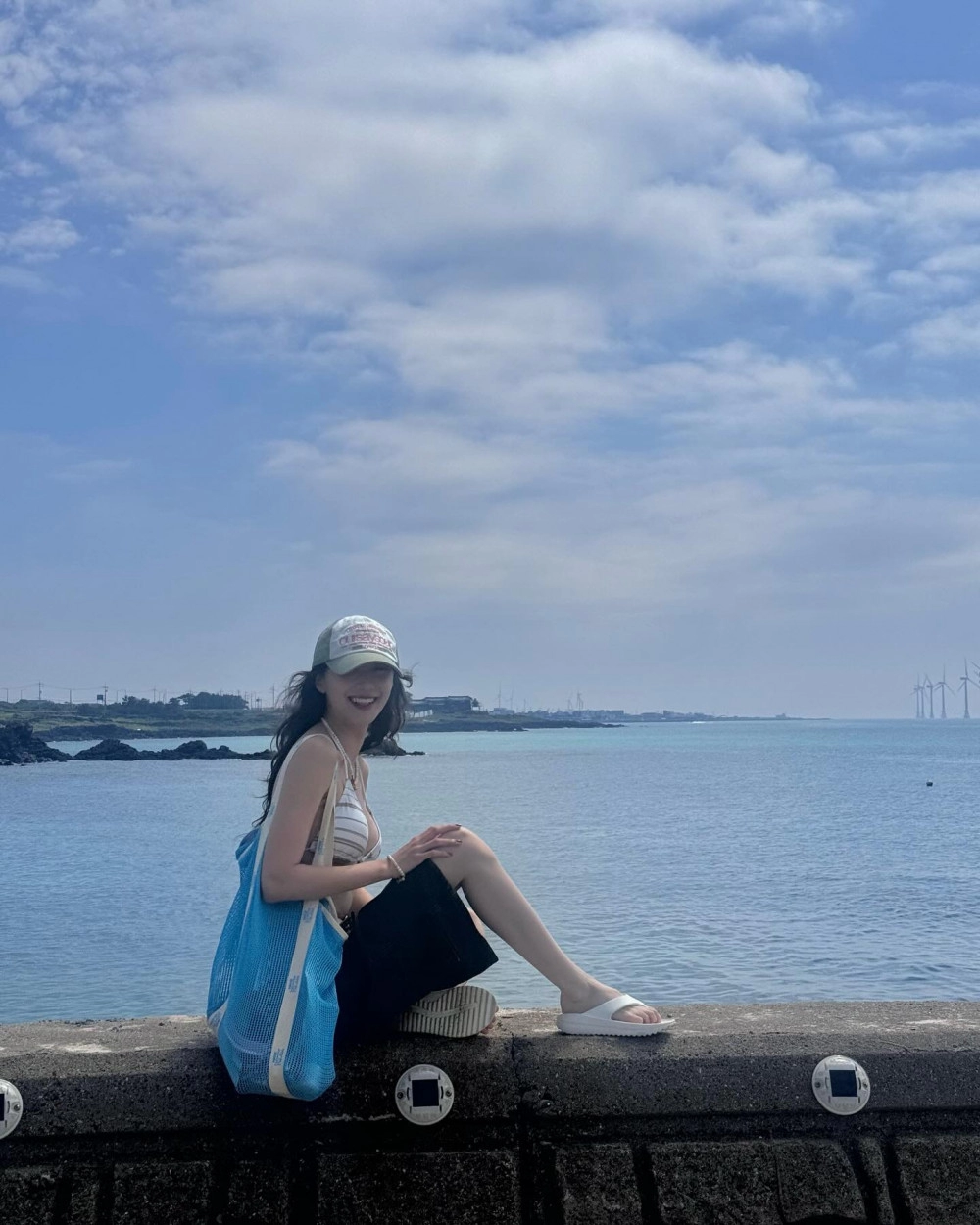 프리스틴 민경 하얀 끈비키니 몸매자랑