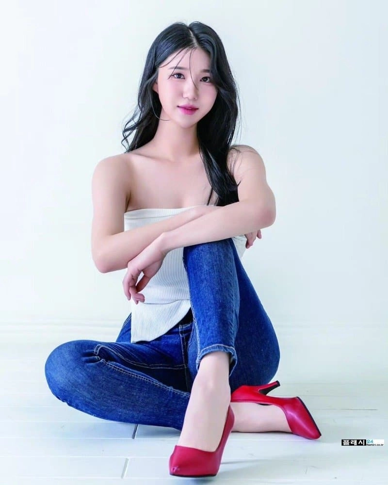 수원특례시 김현영 치어리더 노브라 브라탑 신상 화보