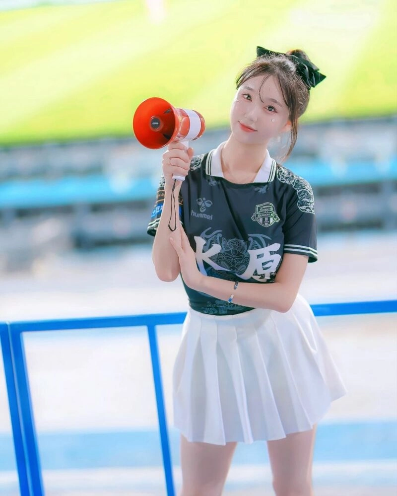 물좋은 수원 거대 E컵 가슴 김현영 치어리더