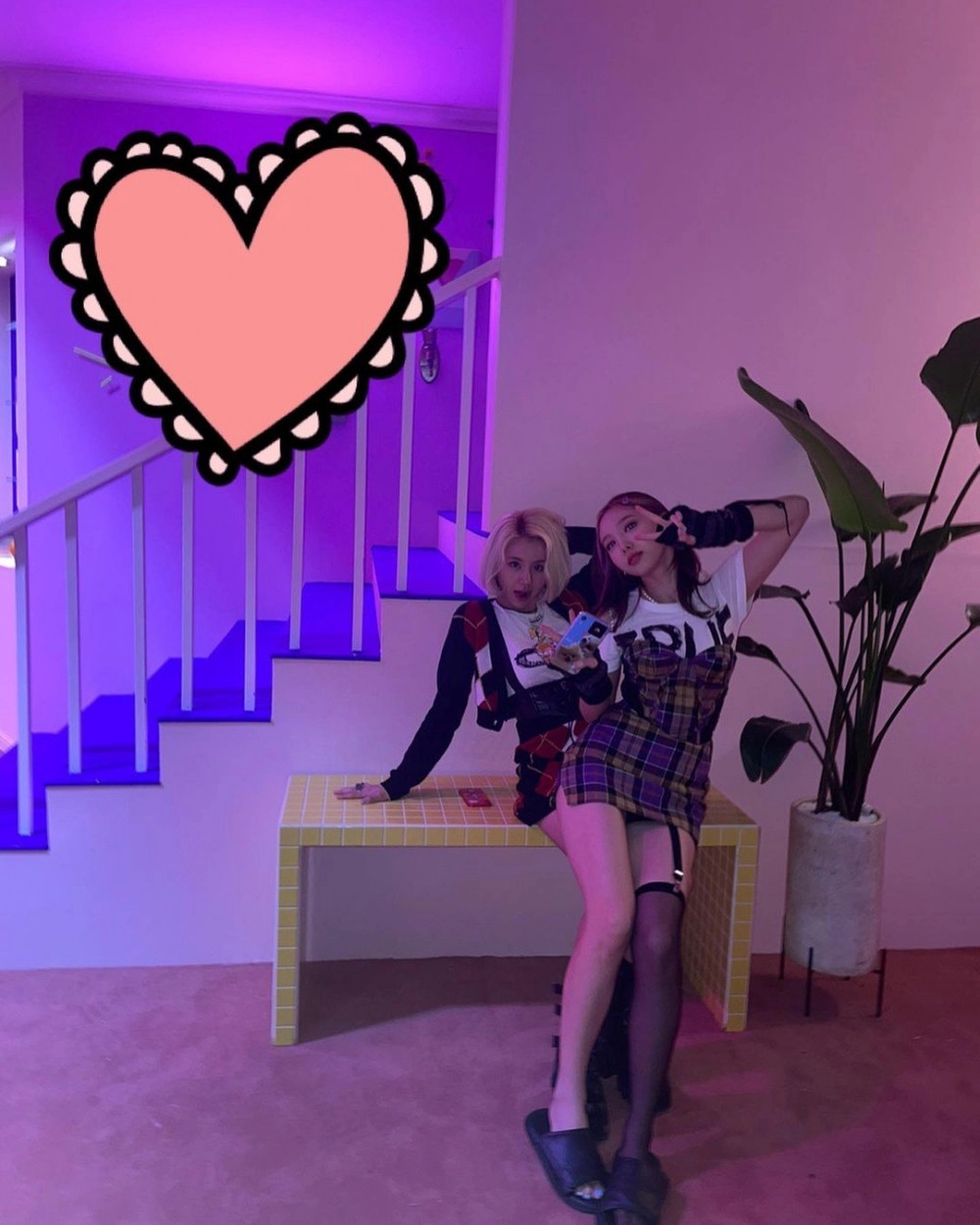 아헤가오 트와이스 나연 야한 란제리 튜브탑