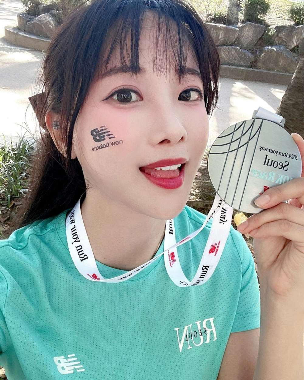 마라톤 대회 출전한 김한나 치어리더 엉밑살 노출 팬츠