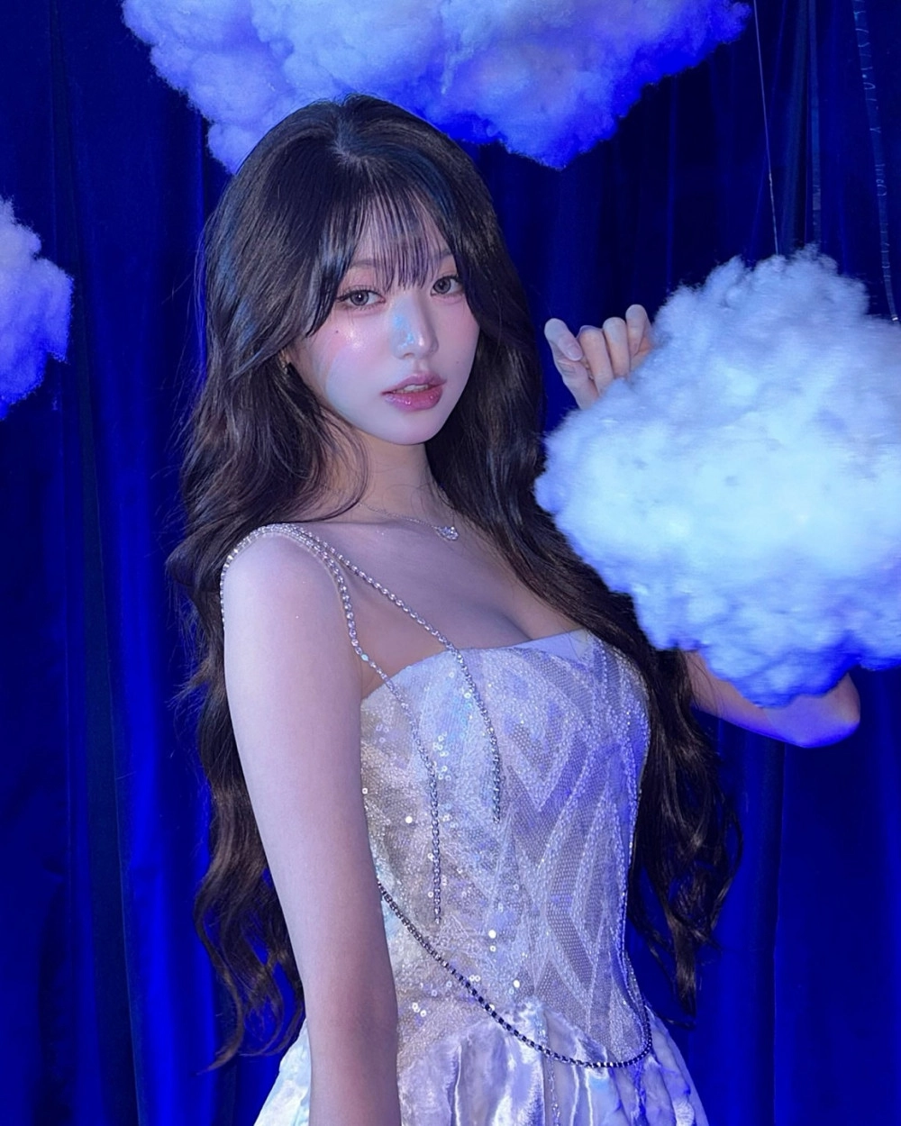 아이브 장원영 셀카샷 귀한 윗슴골