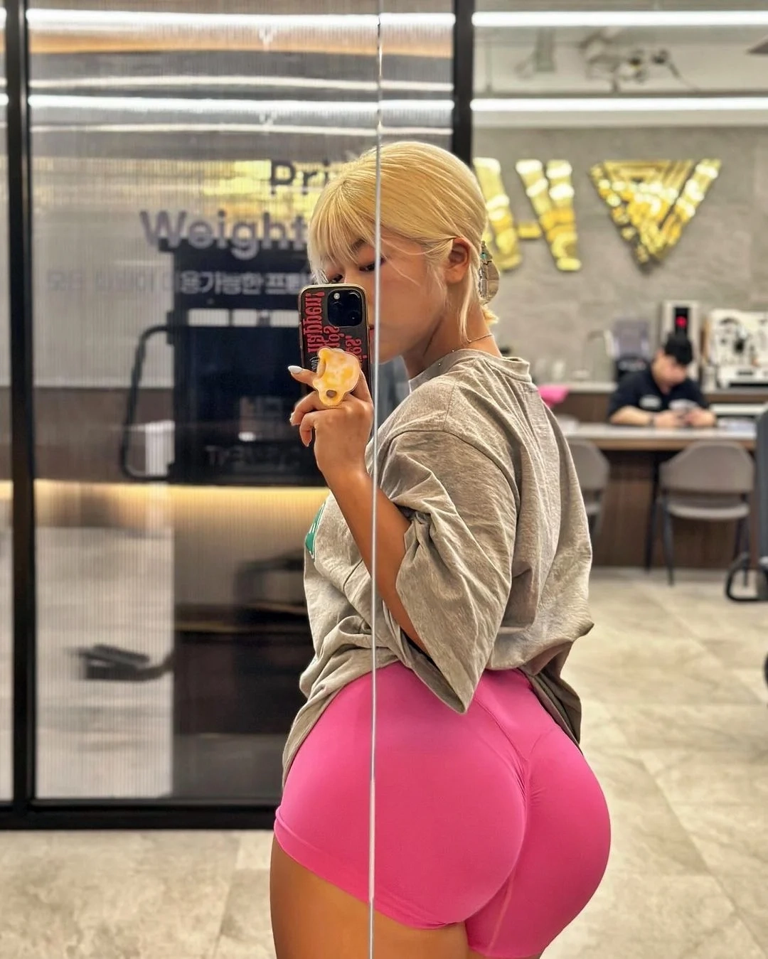 탈동양 힙이 유전이라는 섹골반 운동녀