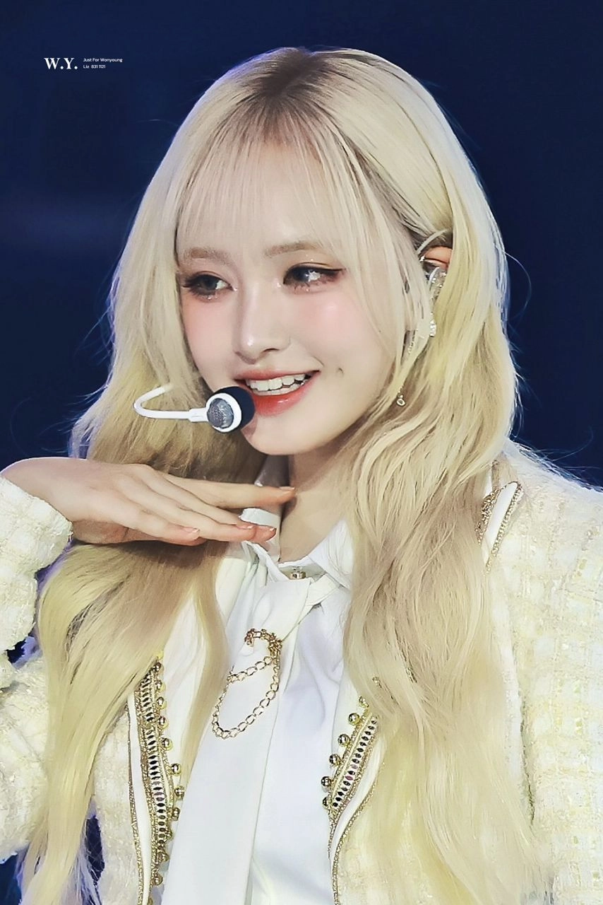 아이브 리즈 살빼고 레전드 찍은 외모 직찍