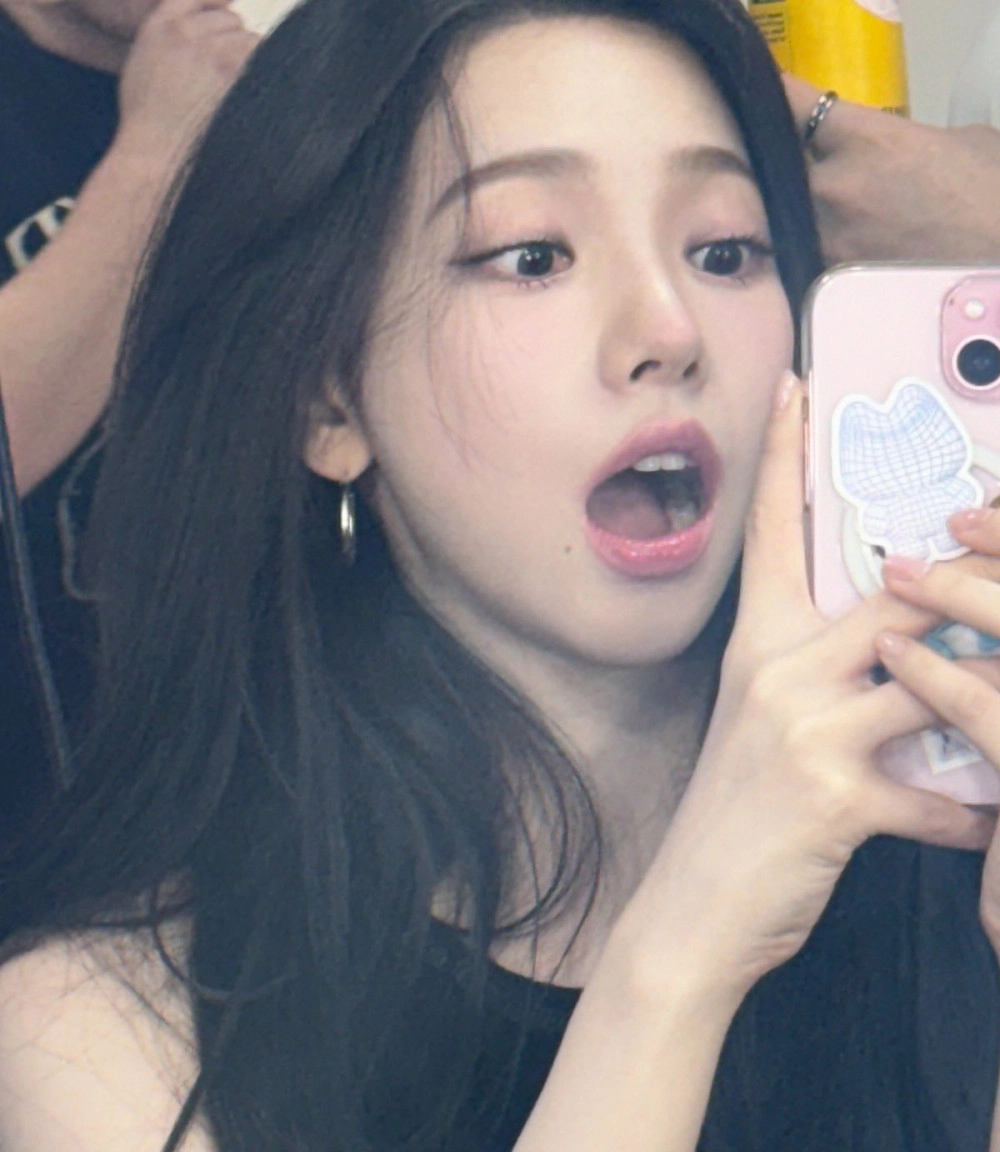 에스파 카리나 아헤가오 셀카