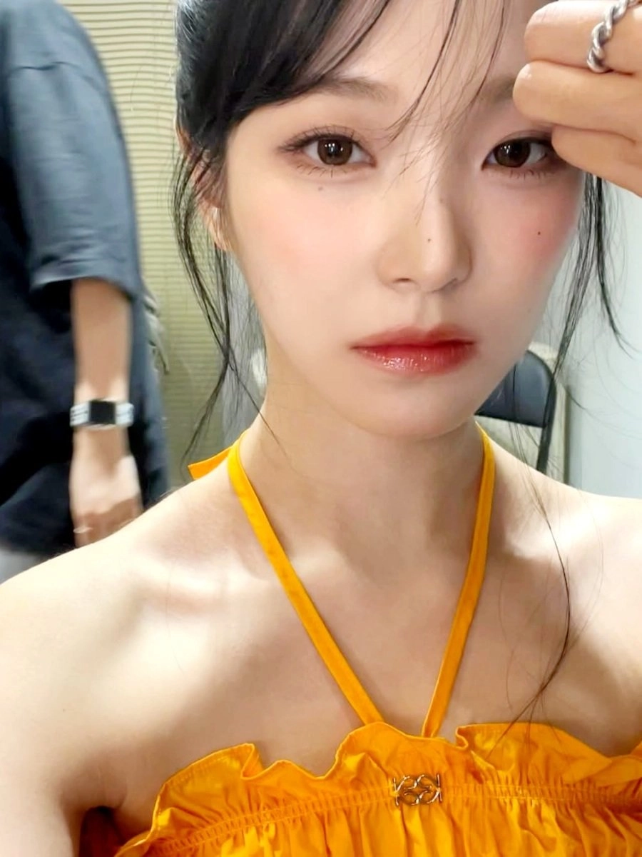 프로미스나인 백지헌 미모 얼빡샷