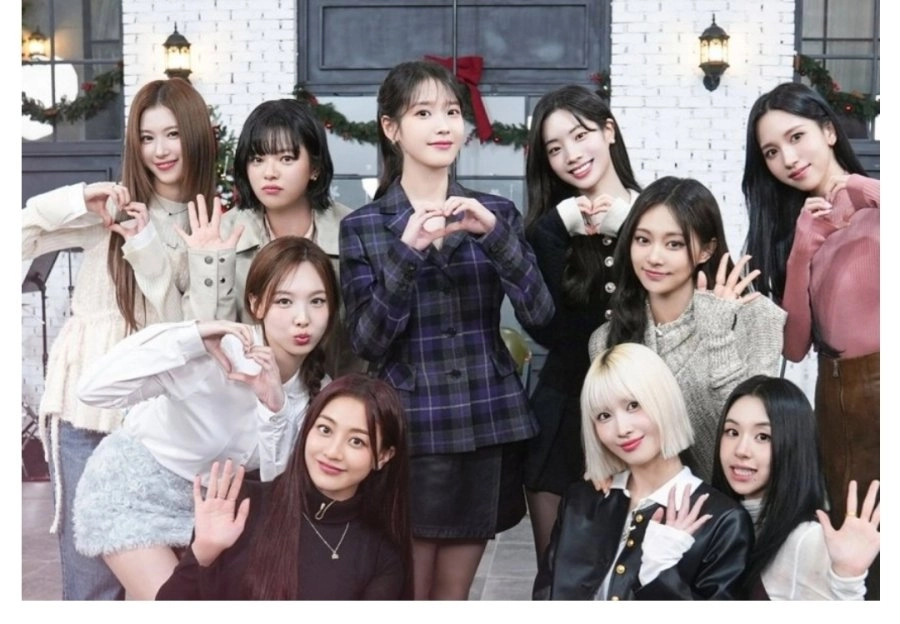 단체샷으로 보니까 트와이스 정연 많이 좋아졌네요