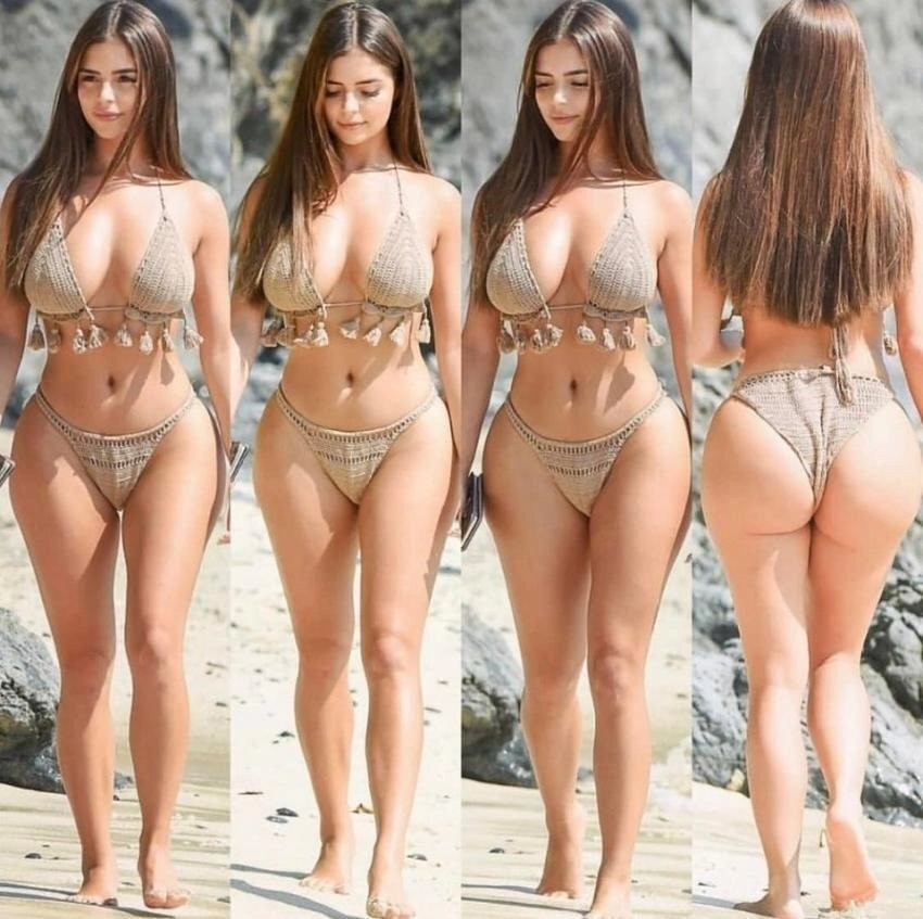 데미로즈 무려 1930만 팔로워를 보유한 몸스타녀