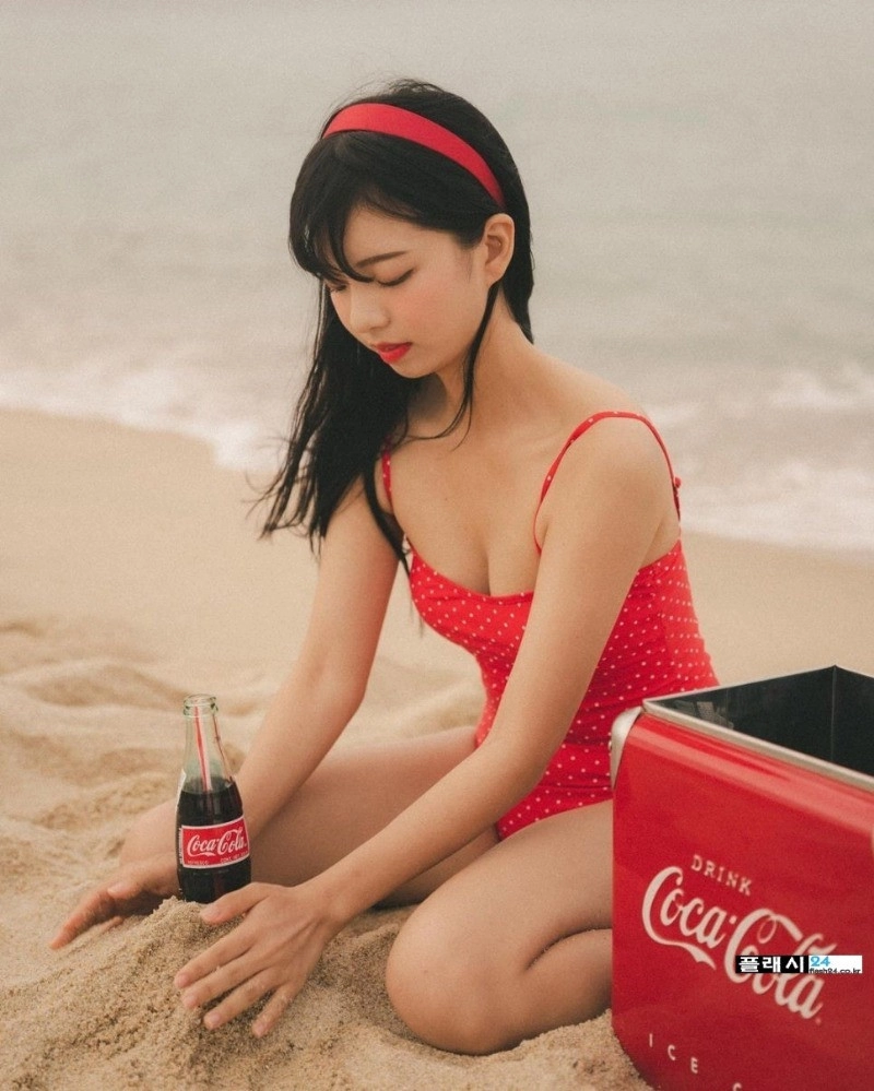 조승이 무신사 모델 비키니 은근한 슴골 모음