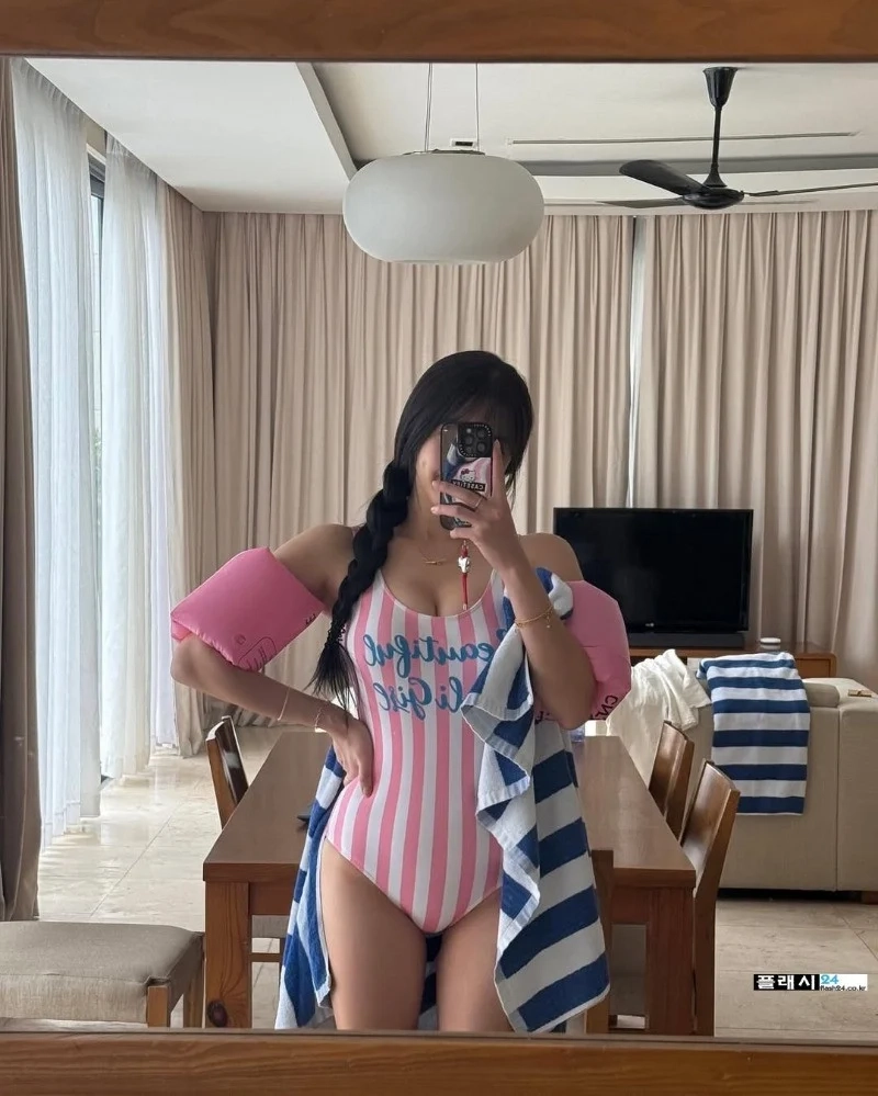 다낭에 여행 간 글래머 안지현 치어리더 비키니 짤 모음