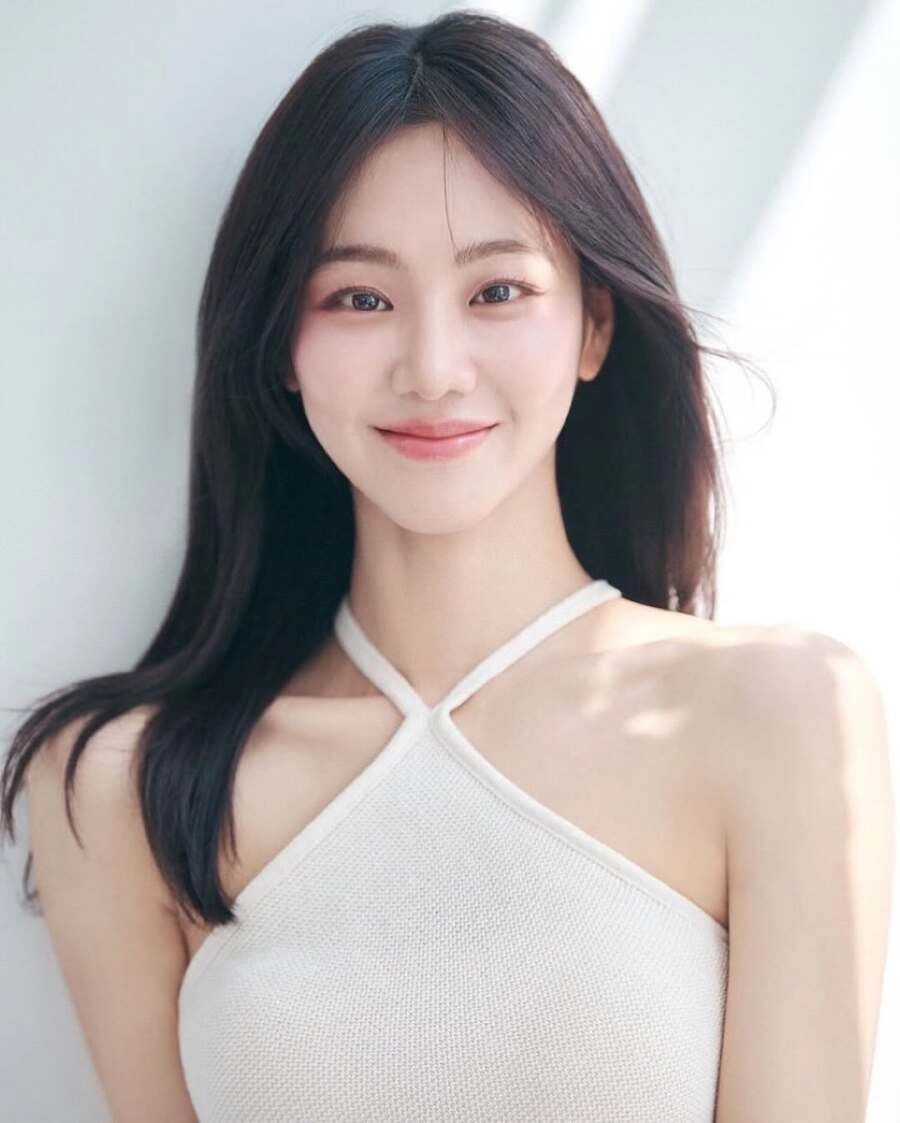 걸그룹 출신 베드신 찍어줘서 고마운 배우