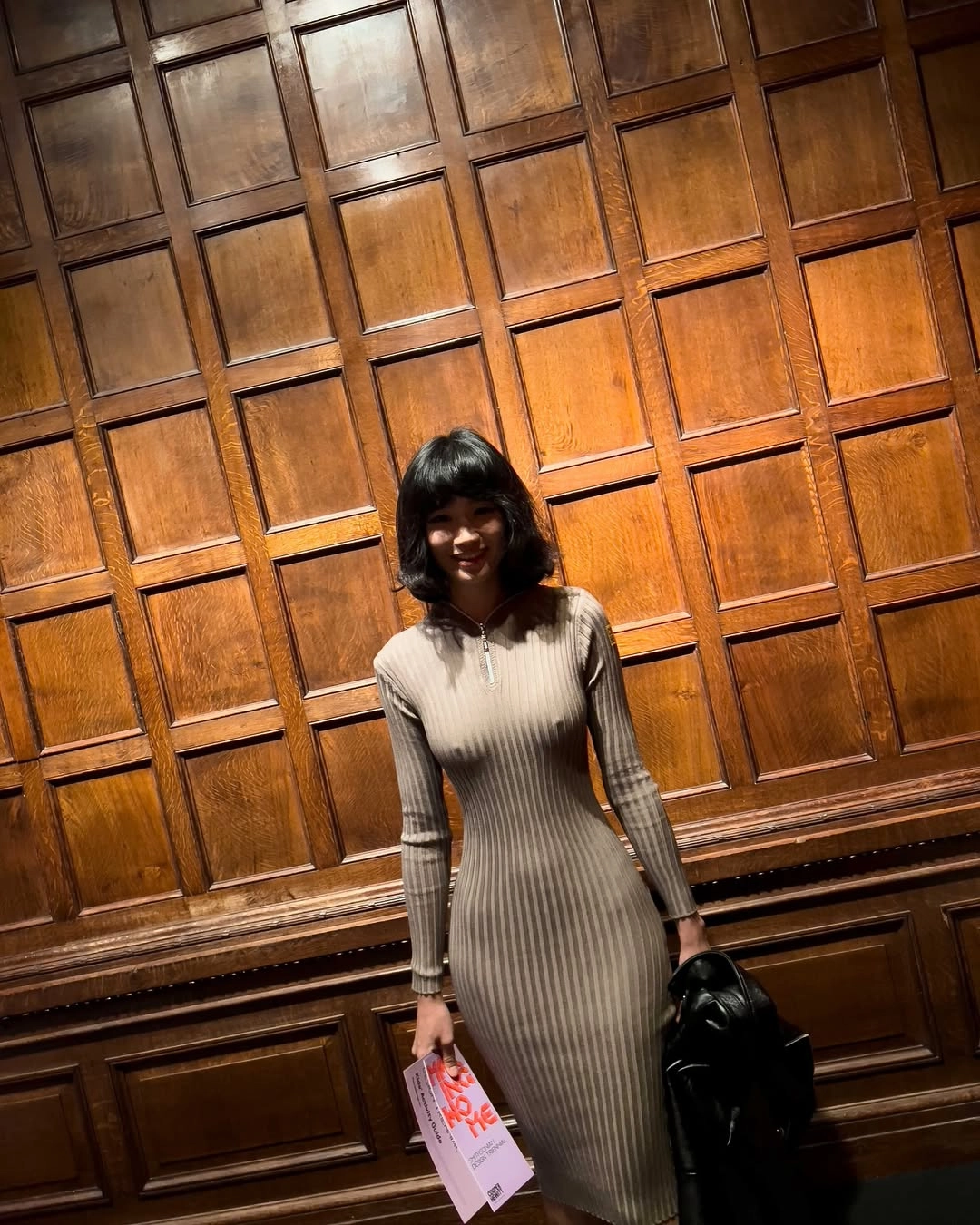 이희은 꼭지 도드라진 초밀착 노브라 원피스