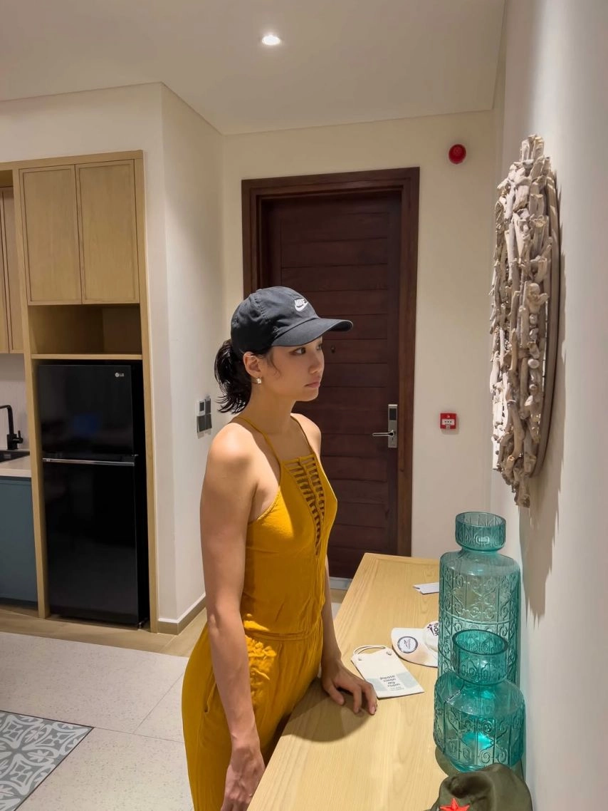 이희은 꼭지 튀어나온 노브라 바디슈트