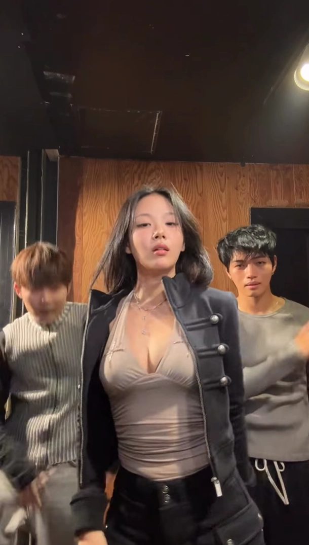 비비, ‘아찔’한 볼륨감