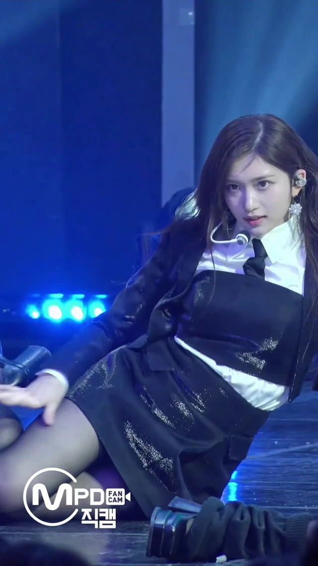 아이브 이서 너무 적나라한 검스