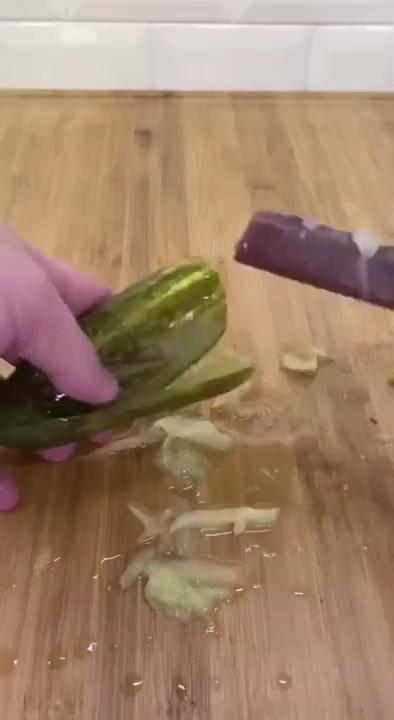 스니커즈 피클 튀김