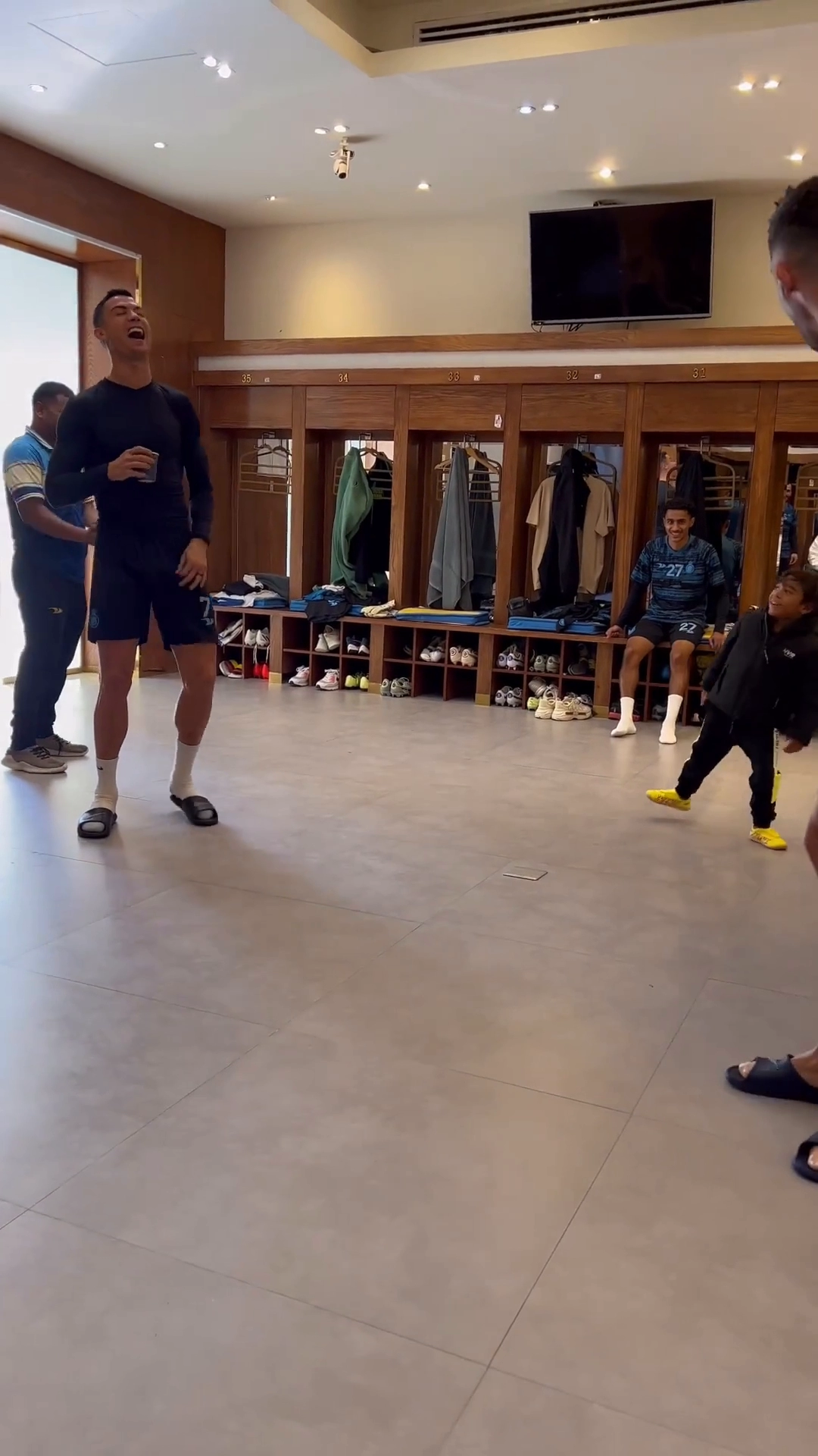 호날두의 행복한 사우디 생활