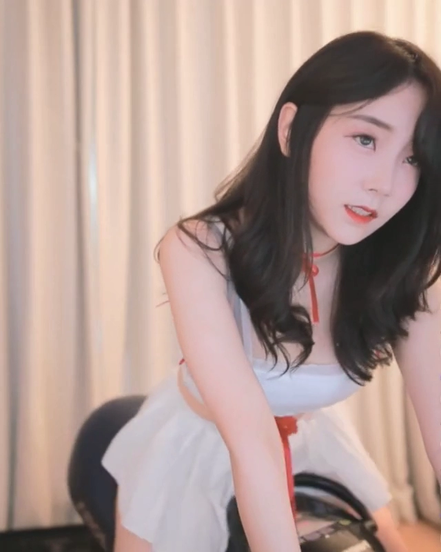 말타기 하다가 신음소리 내는 BJ파이