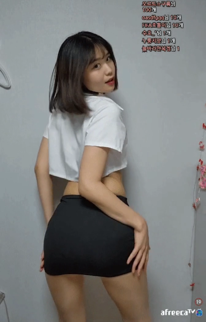 몸 자체가 야한 여캠 ㄷㄷㄷ