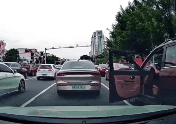 중국의 차선변경 하는법