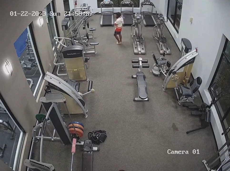 해외에서 벌어진 헬스장 강간미수 사건