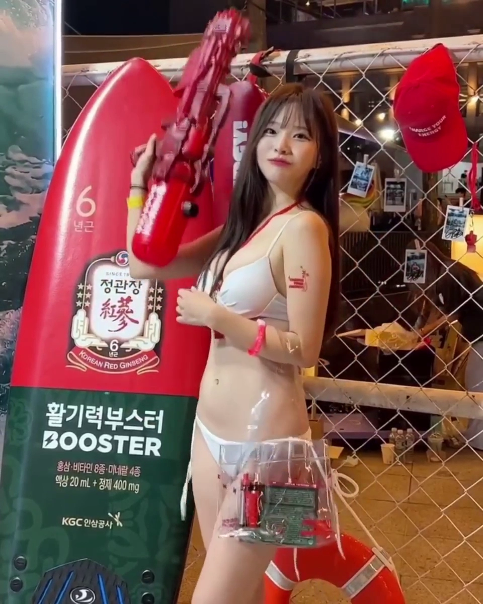 박민정 워터밤 비키니 노출