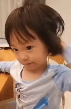 누나의 이쁜척을 본 동생 반응