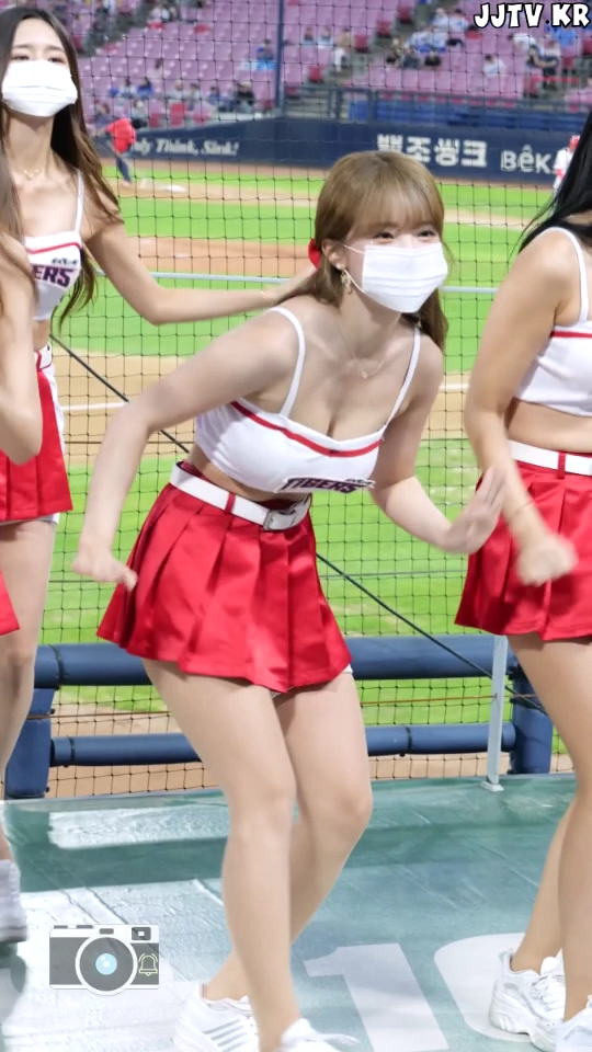 이다혜 치어리더 시원한 몸매