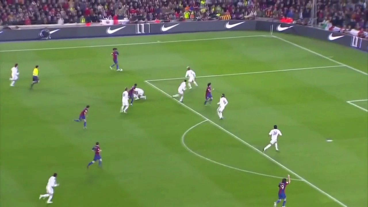 메시 데뷔시즌 퍼포먼스