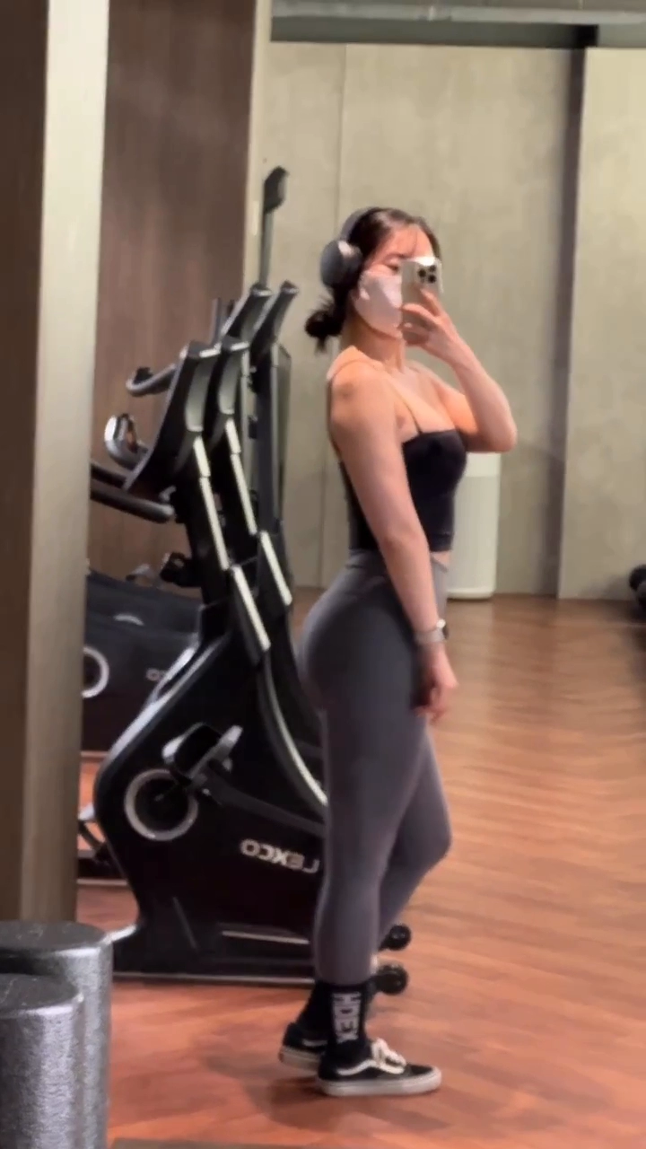 운동하는 간호사 육덕 몸매