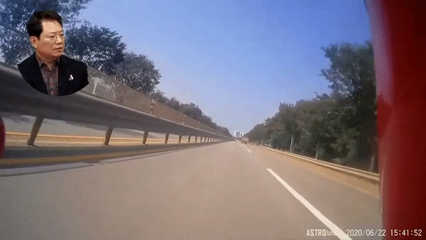 시속 180으로 달리다가 왼팔 절단한 바이커