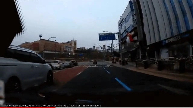 카니발 오토바이 교통사고 ㄷㄷ