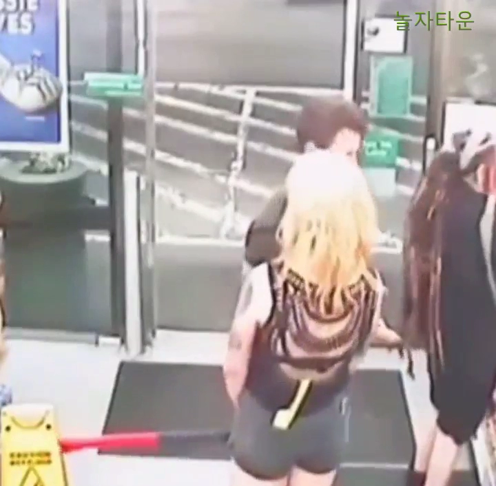 호주에서 일어난 마트 도끼 난동 사건