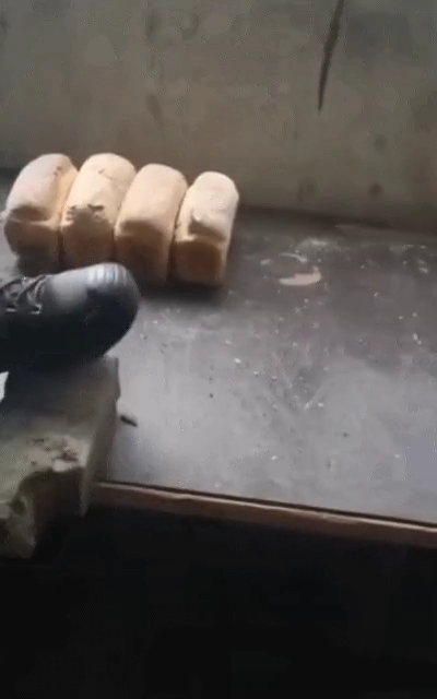 러시아군 보급 식빵의 용도