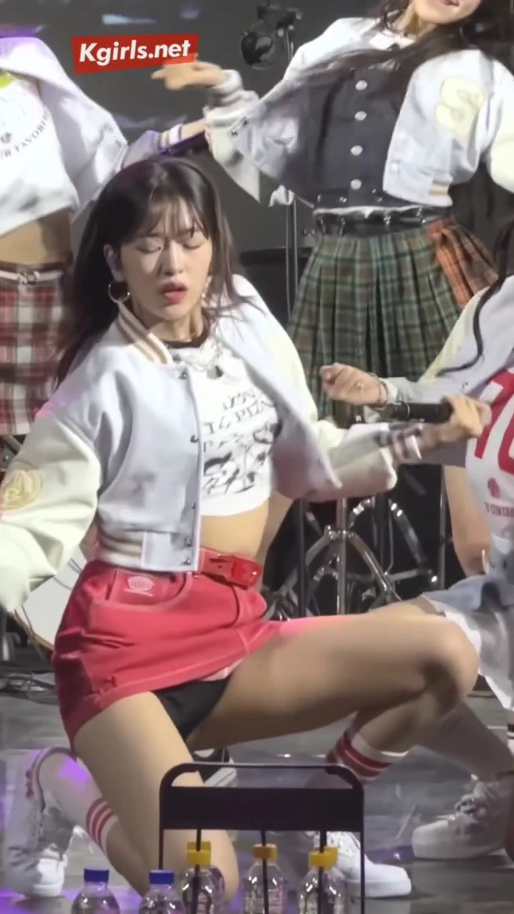 대놓고 보여주는 아이브 안유진