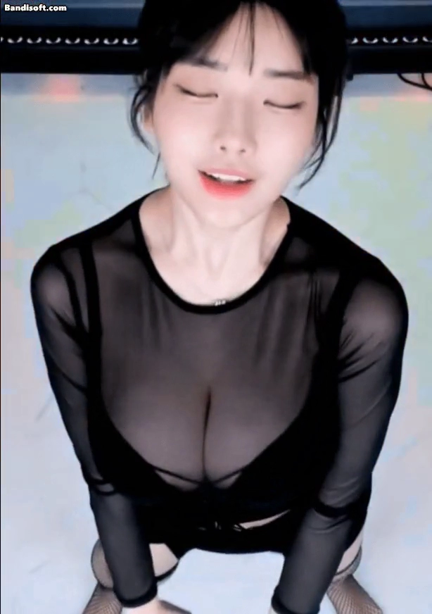 과즙세연 얼싸 마려운 항공샷