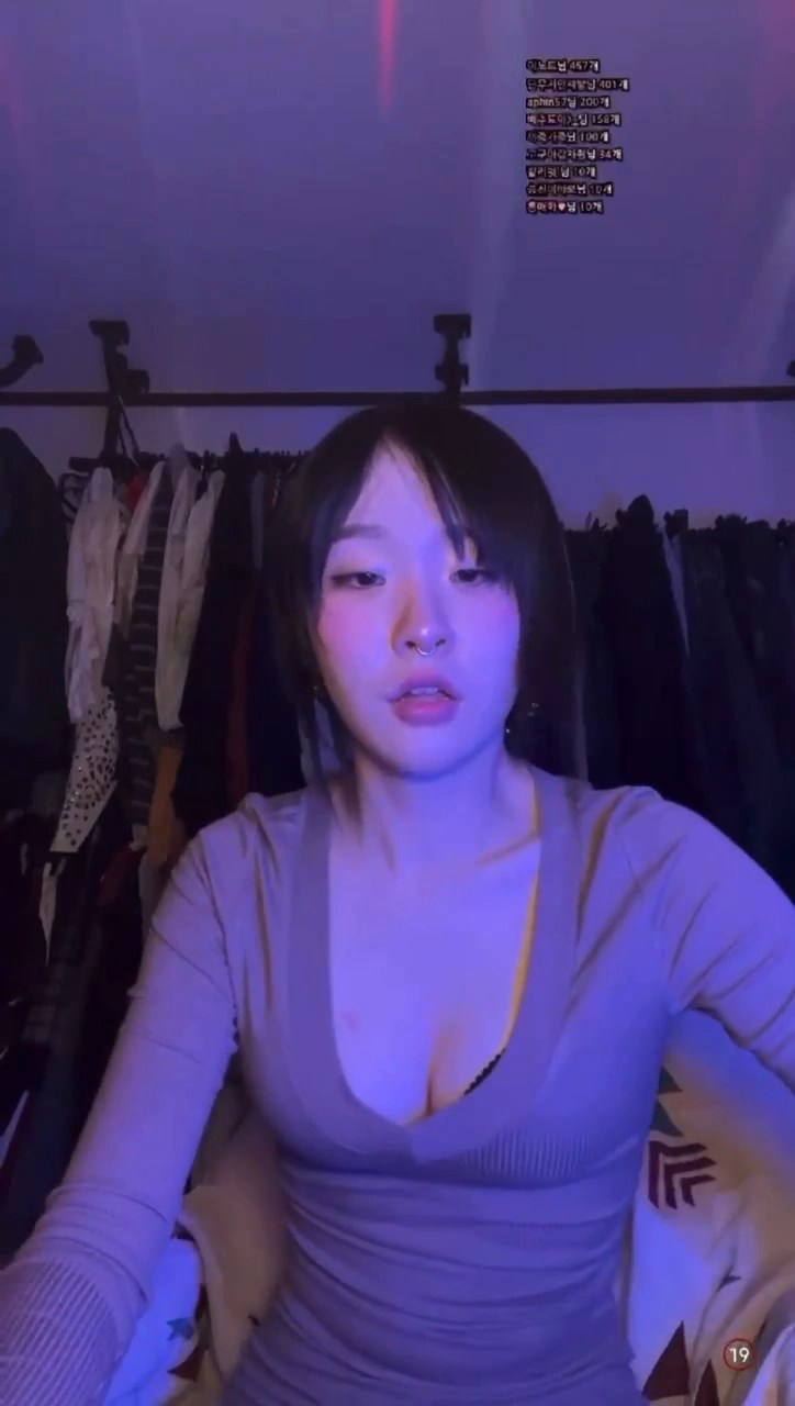 검스 티팬티 착용 신입 여캠 아헤가오