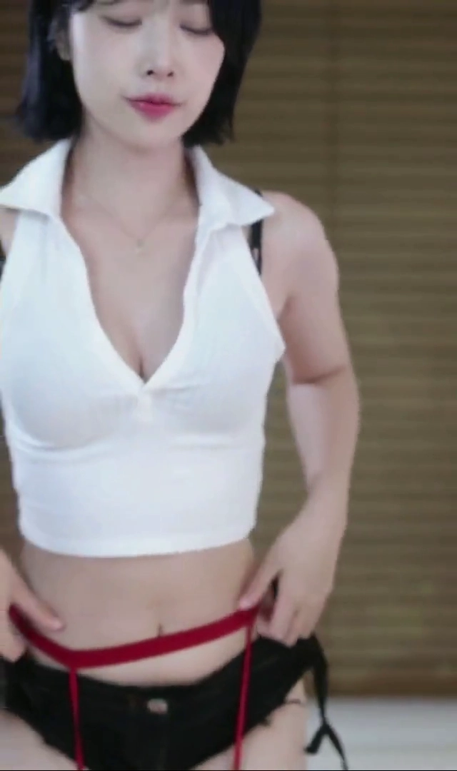 네린 엉덩이 노출 요즘 핫한 이유 다 있다