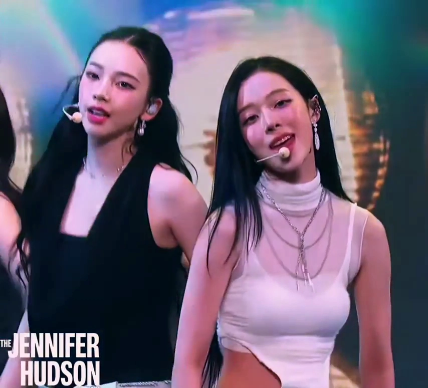 윈터 VS 카리나 가슴 튕기는 안무에 드러난 슴부격차