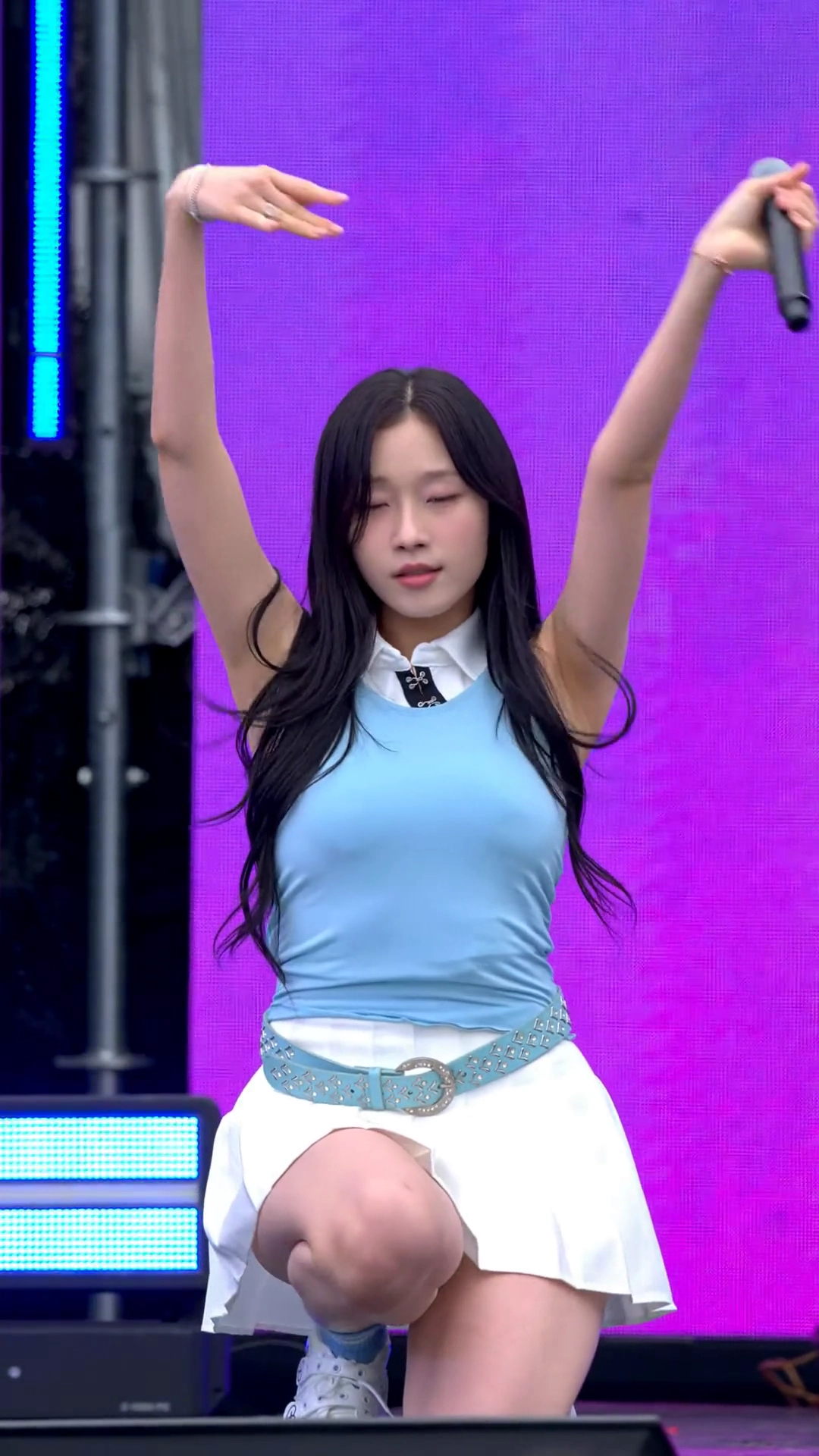 시그니처 채솔 꼭툭튀 누브라 뚫고 나와