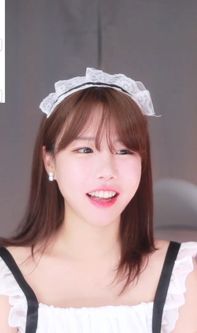 에디린 옆가슴 삐져나온 별풍 감사 리액션