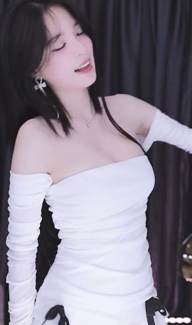 깅예솔 윗슴골 출렁이는 격한 댄스 리액션